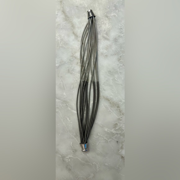Sea Lily twist piano wire bracelet with silk-infused wire. Silver/Gray two-tone - Picture 6 of 6